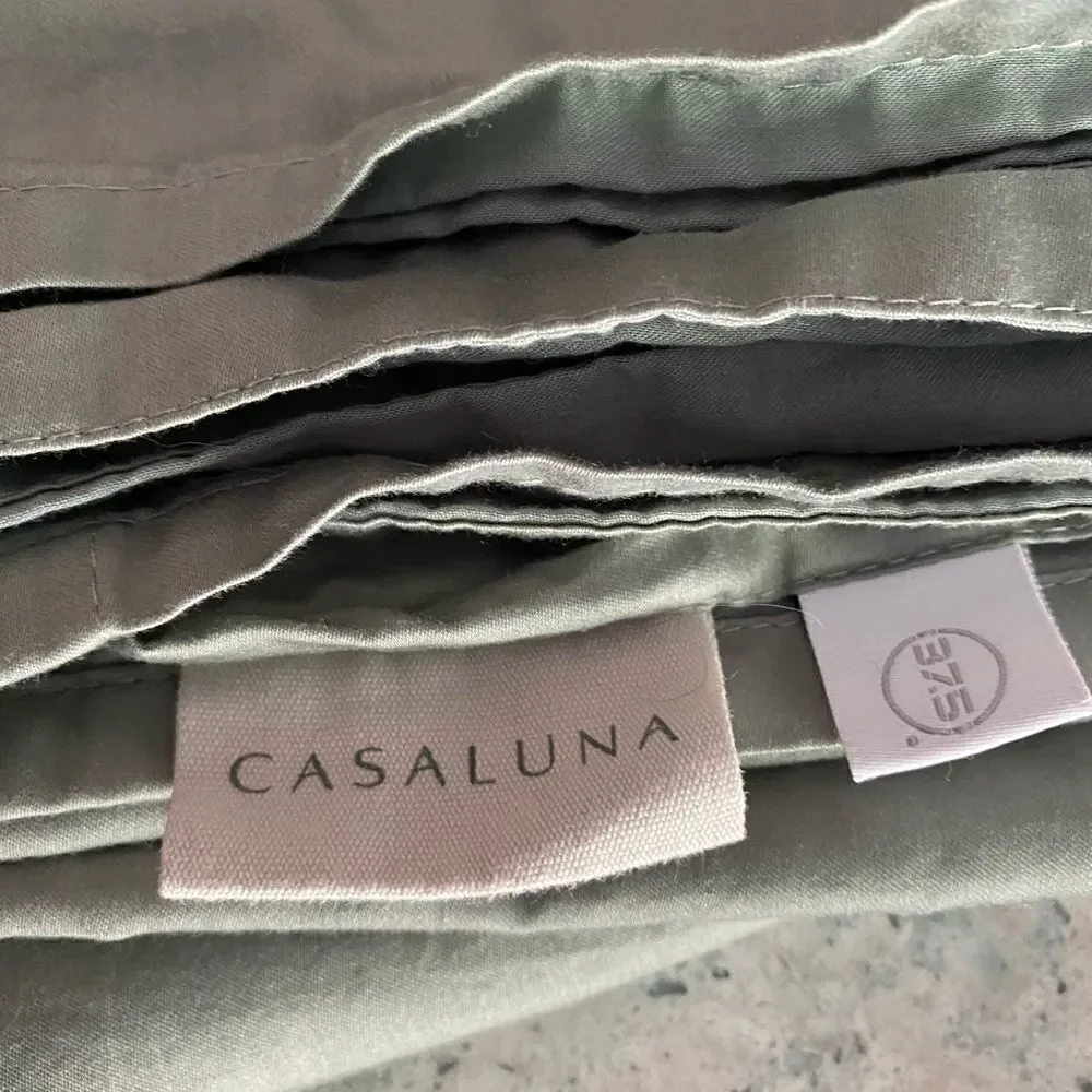 Casaluna Bed Flat Top Sheet Only - Picture 2 of 6